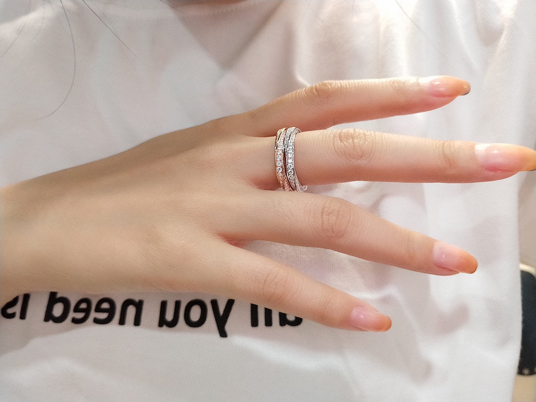 [Corinne]SPIRAL DIAMOND RING