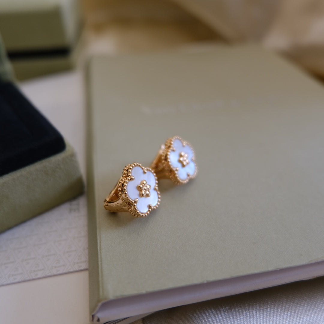 [⭐Corinne]2026 NEW STYLE LUCKY SPRING EARRINGS
