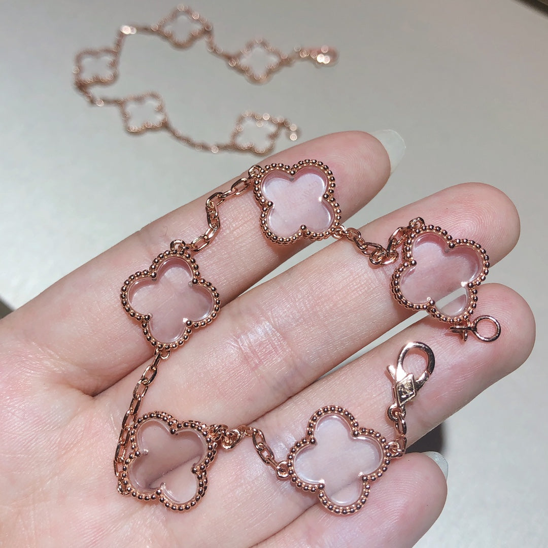 [⭐Corinne]CLOVER 5 MOTIF ROCK CRYSTAL BRACELET