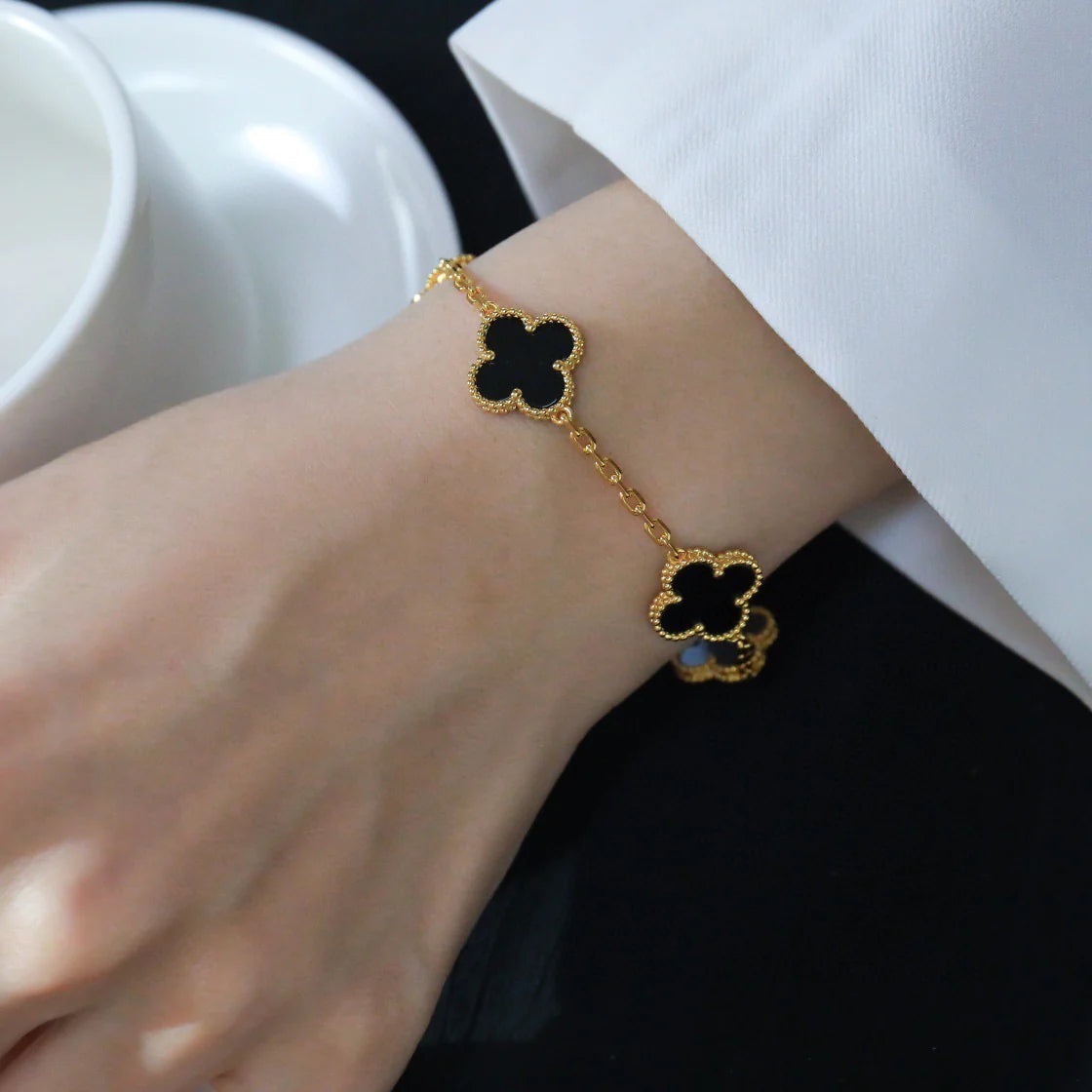 [⭐Corinne] CLOVER 5 MOTIF ONYXS BRACELET COLLECTION