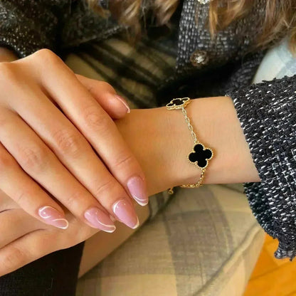[⭐Corinne] CLOVER 5 MOTIF ONYXS BRACELET COLLECTION