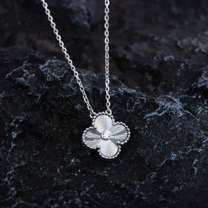 [⭐Corinne]CLOVER  15MM DIAMOND LASER NECKLACE SILVER
