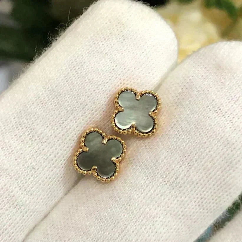 [⭐Corinne]CLOVER MINI 9.5MM GRAY MOP EARRINGS