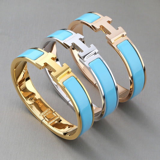 [⭐Corinne]H CLOUD BLUE BRACELET