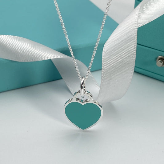 [Corinne]HEART PEDANT SILVER NECKLACE