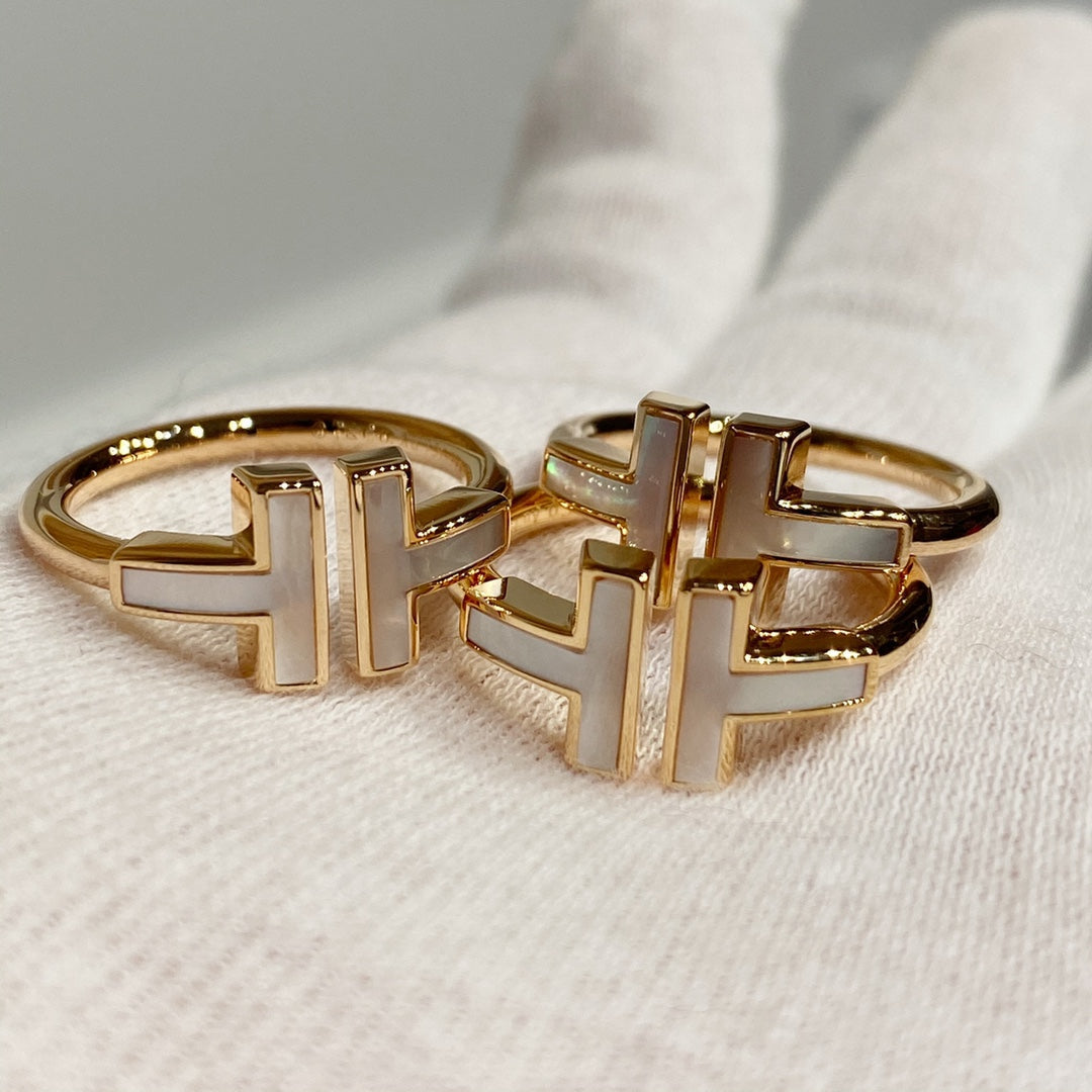 [Corinne] WIRE MOP RING PINK GOLD