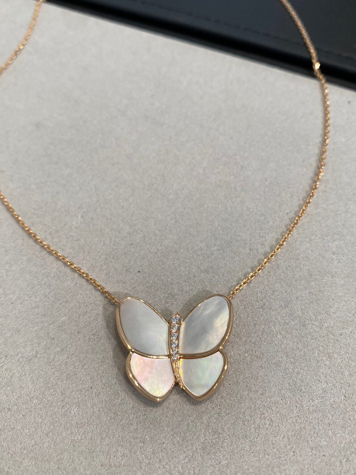 [⭐Corinne]BUTTERFLY GOLD MOP DIAMOND NECKLACE