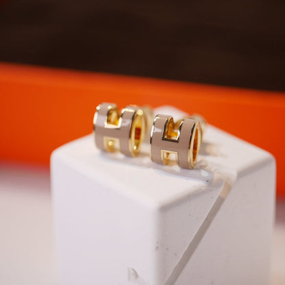 [⭐Corinne]MINI POP H GOLD EARRINGS GREY