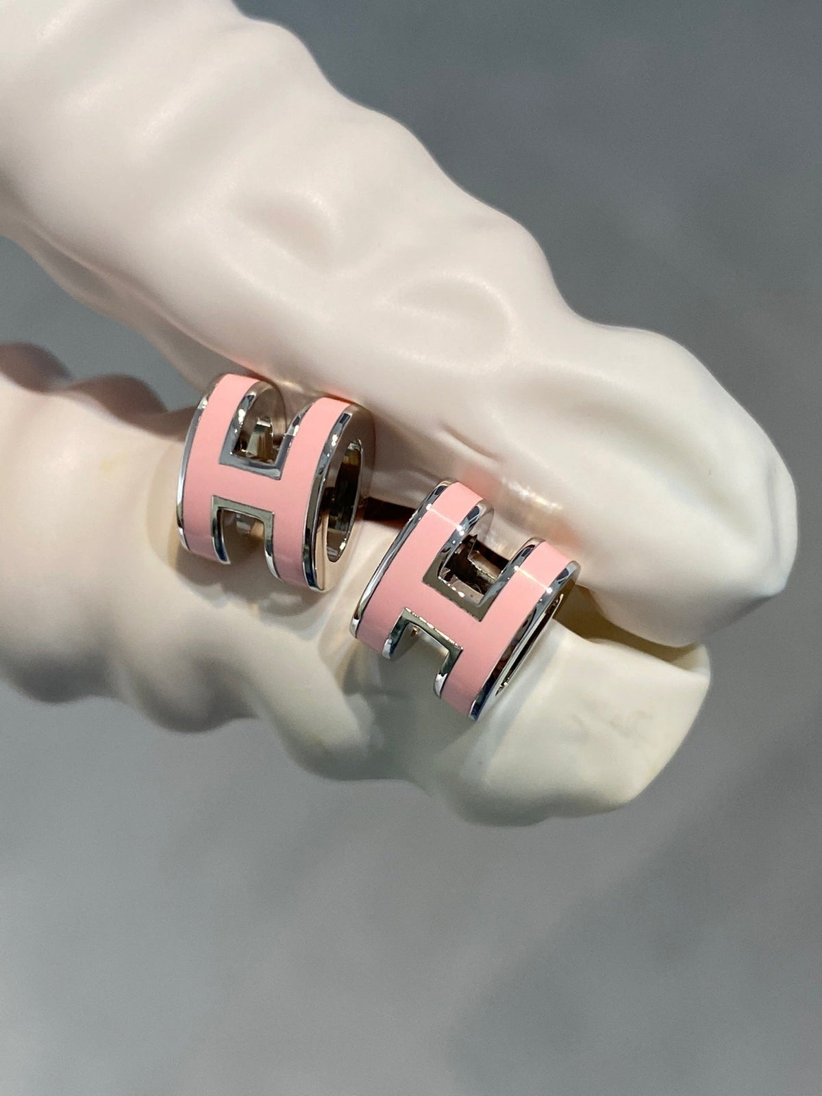 [⭐Corinne]MINI POP H SILVER EARRINGS PINK