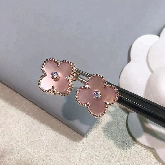 [⭐Corinne]CLOVER MEDIUM 1 MOTIFS  PINK MOP DIAMOND EARRINGS