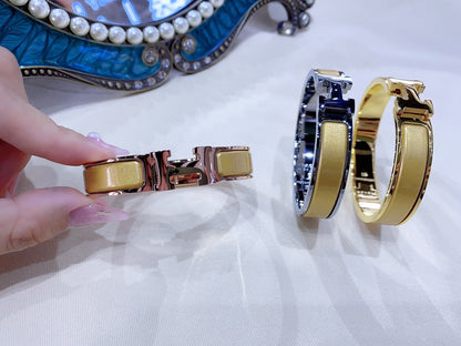 [⭐Corinne]H CHAMPAGNE BRACELET