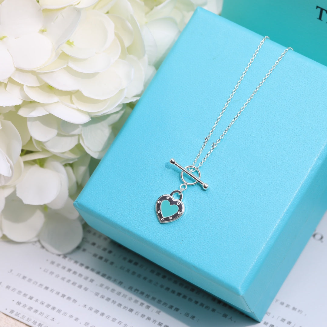 [Corinne]DOUBLE HEART BLUE NECKLACE