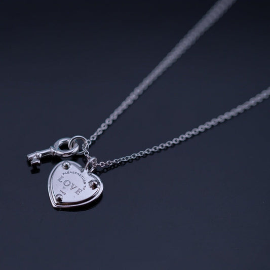 [Corinne]KEY AND HEART SILVER NECKLACE
