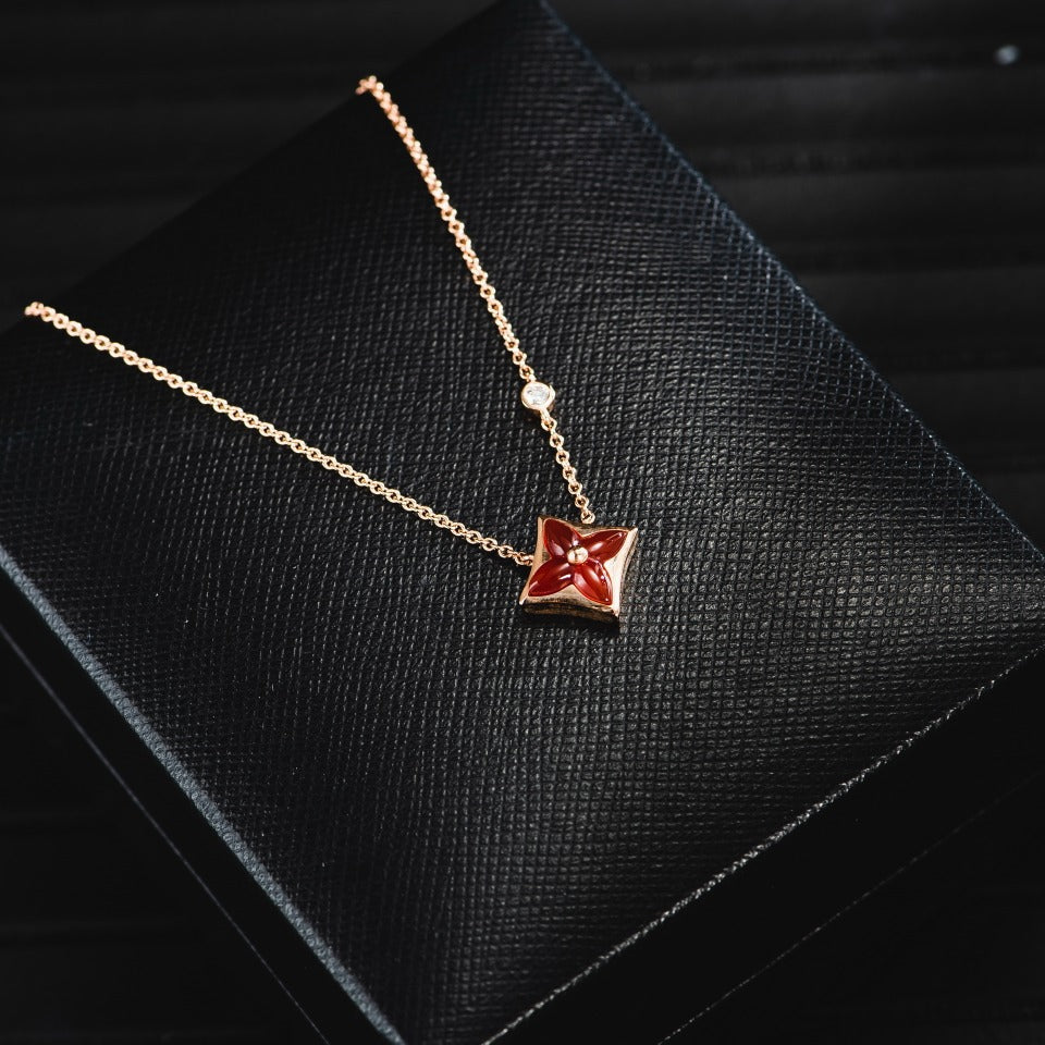 [⭐Corinne]STAR NECKLACE PINK GOLD 1 DIAMOND