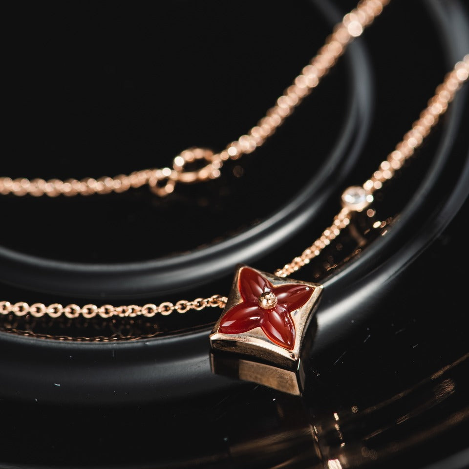 [⭐Corinne]STAR NECKLACE PINK GOLD 1 DIAMOND