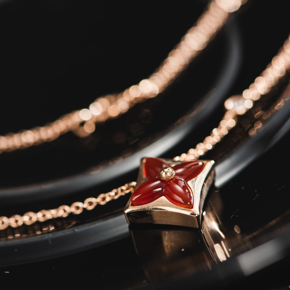[⭐Corinne]STAR NECKLACE PINK GOLD 1 DIAMOND