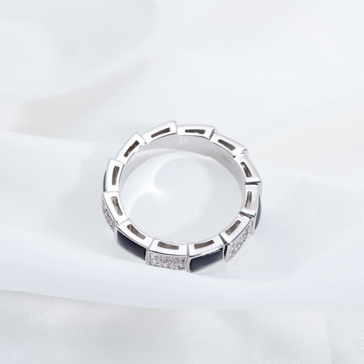 [⭐Corinne]SERPENTI RING SILVER DIAMOND BLACK MOP 4MM