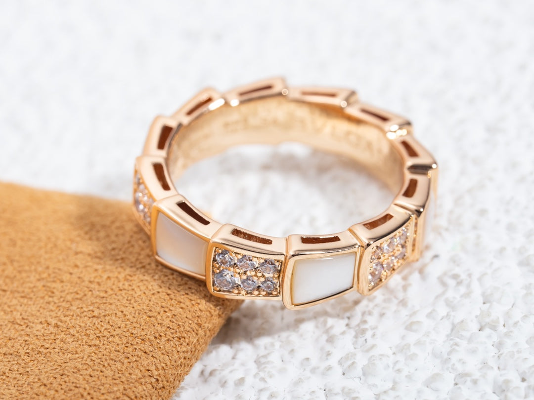 [⭐Corinne]SERPENTI RING PINK GOLD MOP DIAMOND PAVED 4MM