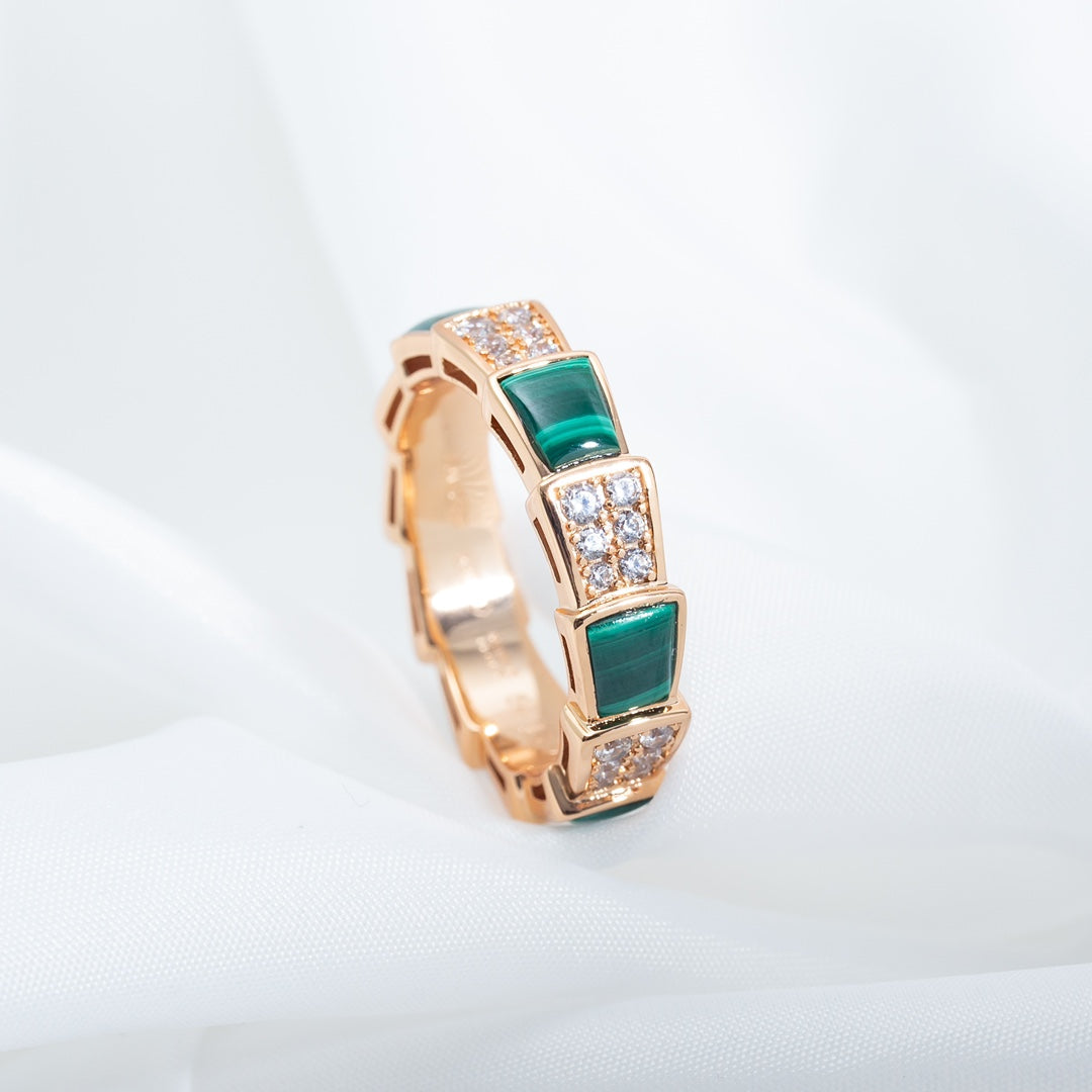 [⭐Corinne]SERPENTI RING PINK GOLD MALACHITE DIAMOND PAVED 4MM