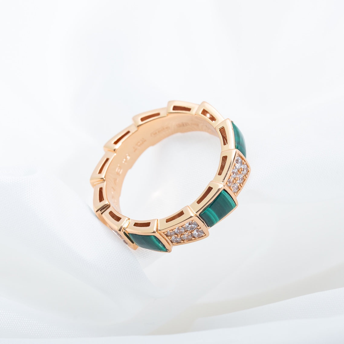 [⭐Corinne]SERPENTI RING PINK GOLD MALACHITE DIAMOND PAVED 4MM