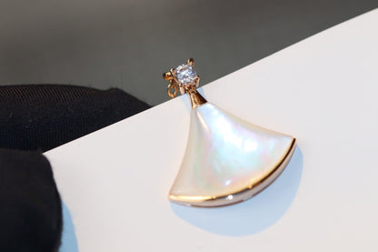 [⭐Corinne]DREAM NECKLACE WHITE MOP PINK GOLD 1 DIAMOND