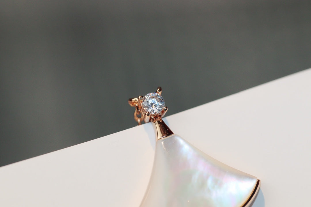[⭐Corinne]DREAM NECKLACE WHITE MOP PINK GOLD 1 DIAMOND