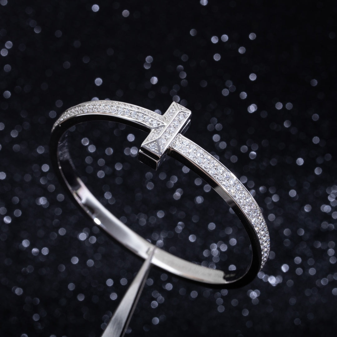 [Corinne]WIDE DIAMONDS HINGED BANGLE SILVER