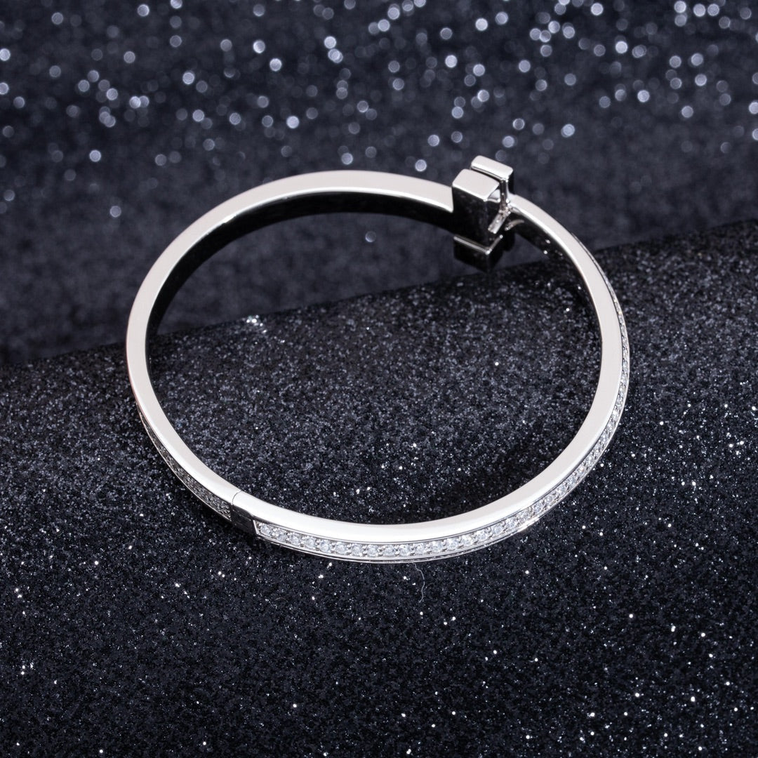 [Corinne]WIDE DIAMONDS HINGED BANGLE SILVER