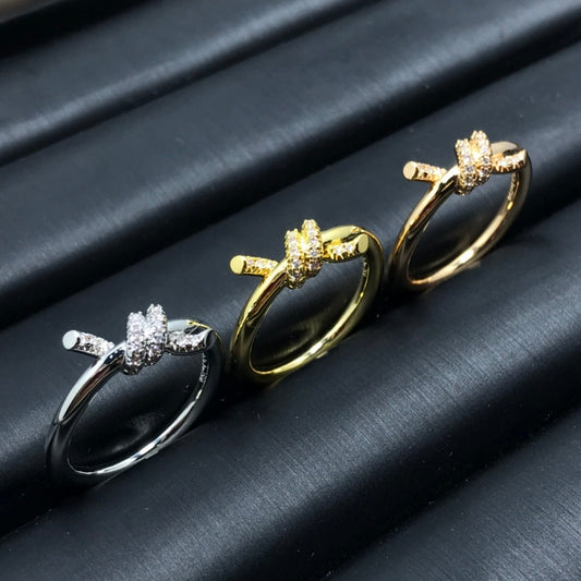 [Corinne]KNOT RING 1.2MM DIAMOND