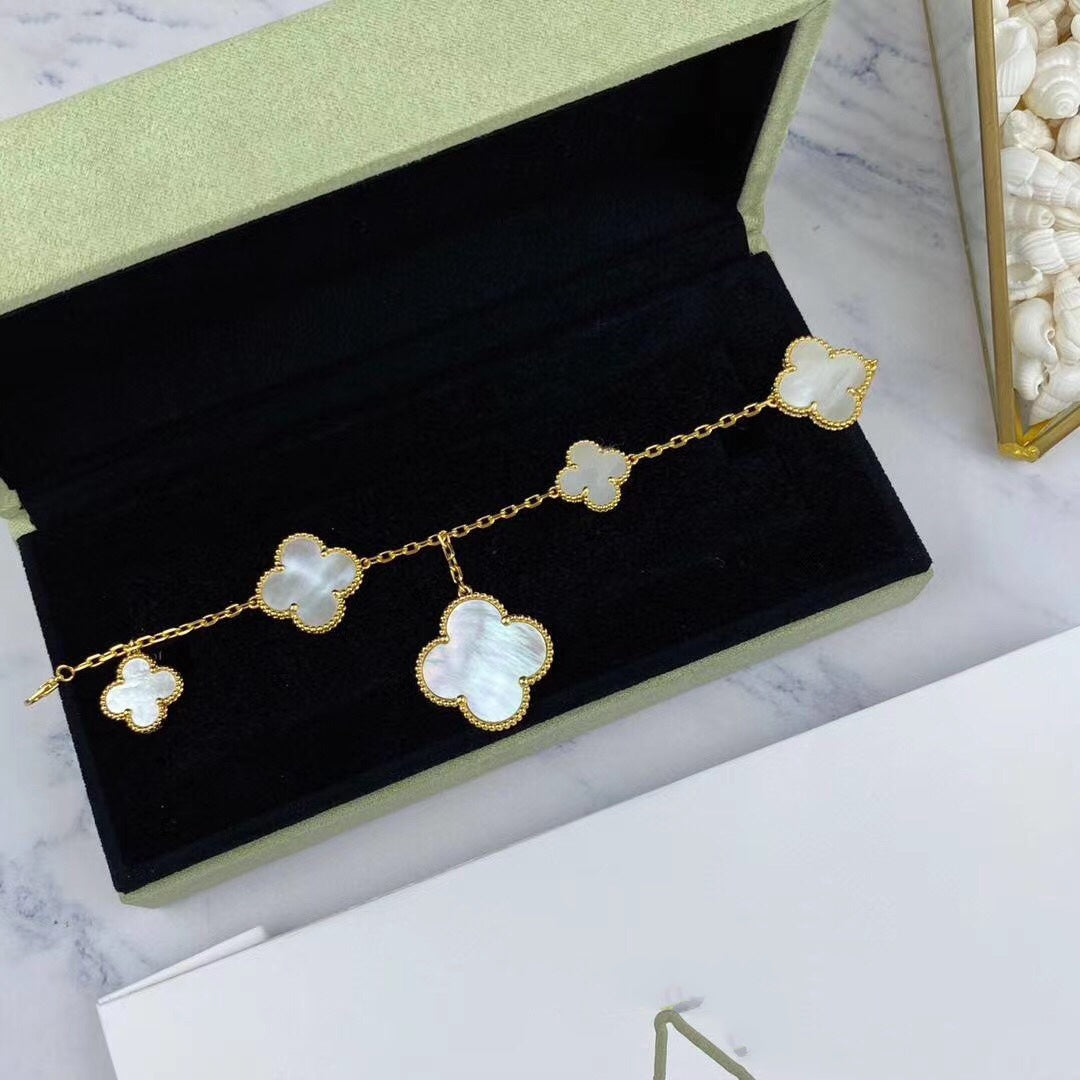 [⭐Corinne]MAGIC CLOVER MOP GOLD BRACELET 5 MOTIFS