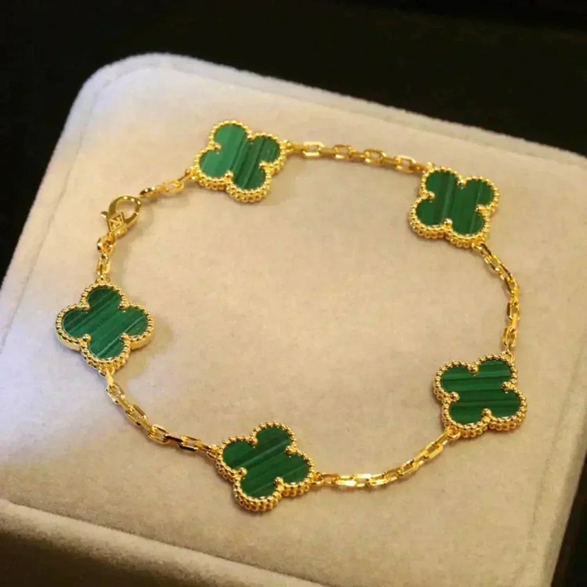 [⭐Corinne] CLOVER 5 MOTIF MALACHITE BRACELET COLLECTION