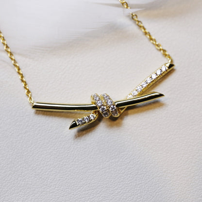 [Corinne]KNOT NECKLACE GOLD DIAMONDS