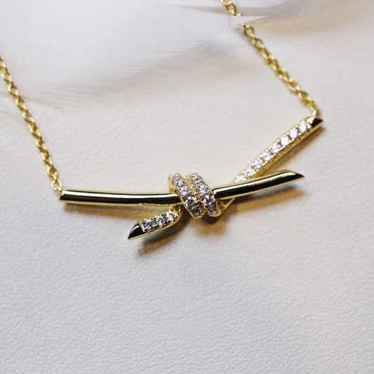 [Corinne]KNOT NECKLACE GOLD DIAMONDS