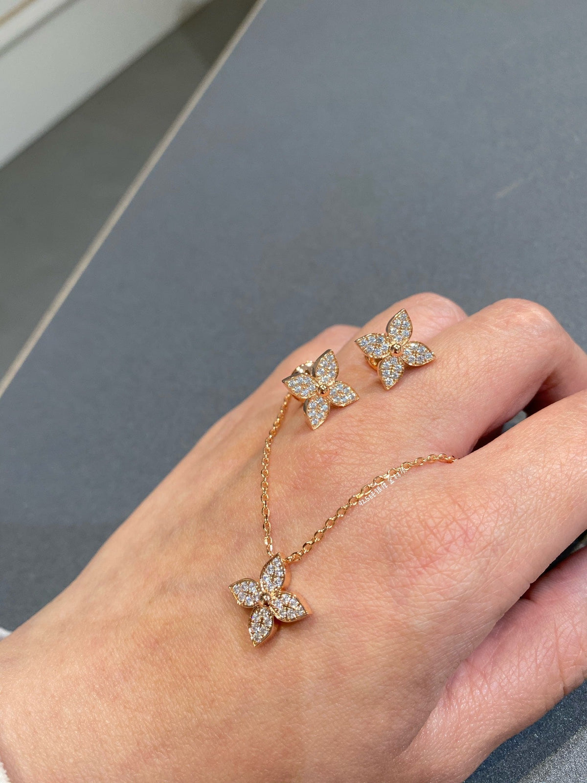 [⭐Corinne]STAR DIAMOND NECKALCE