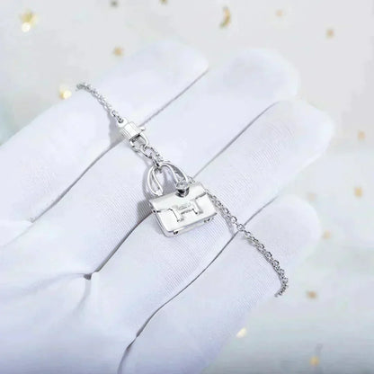 [⭐Corinne]AMULETTE PEDANT SILVER NECKLACE