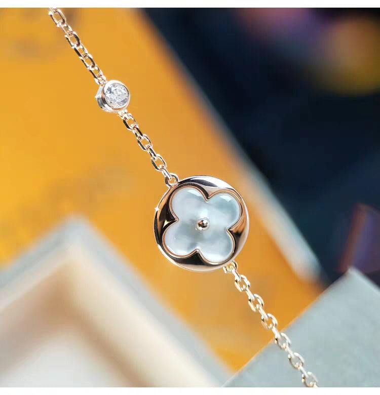 [⭐Corinne]SUN MOP GOLD 1 DIAMOND NECKLACE