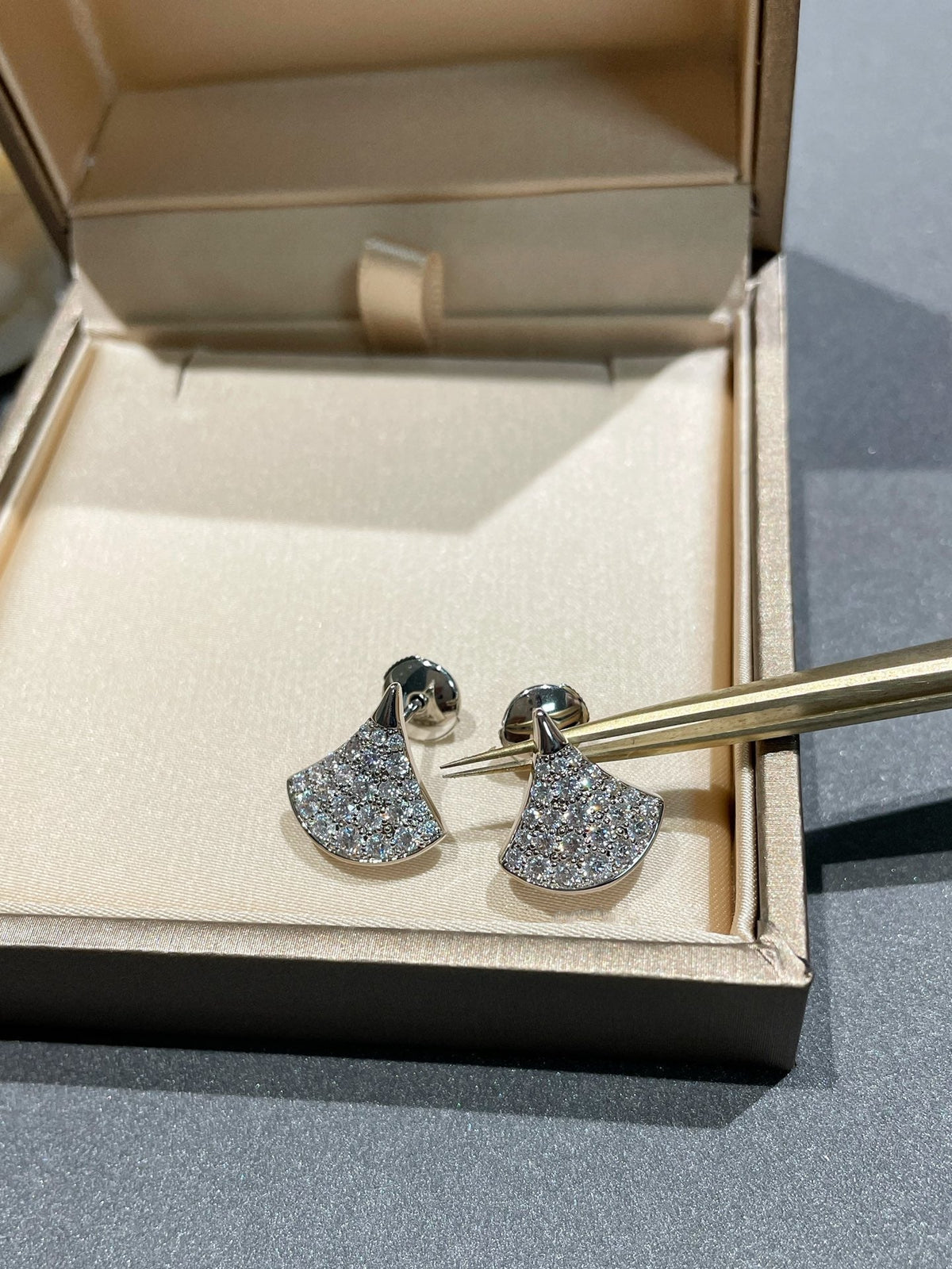 [⭐Corinne]DREAM STUD EARRINGS DIAMOND