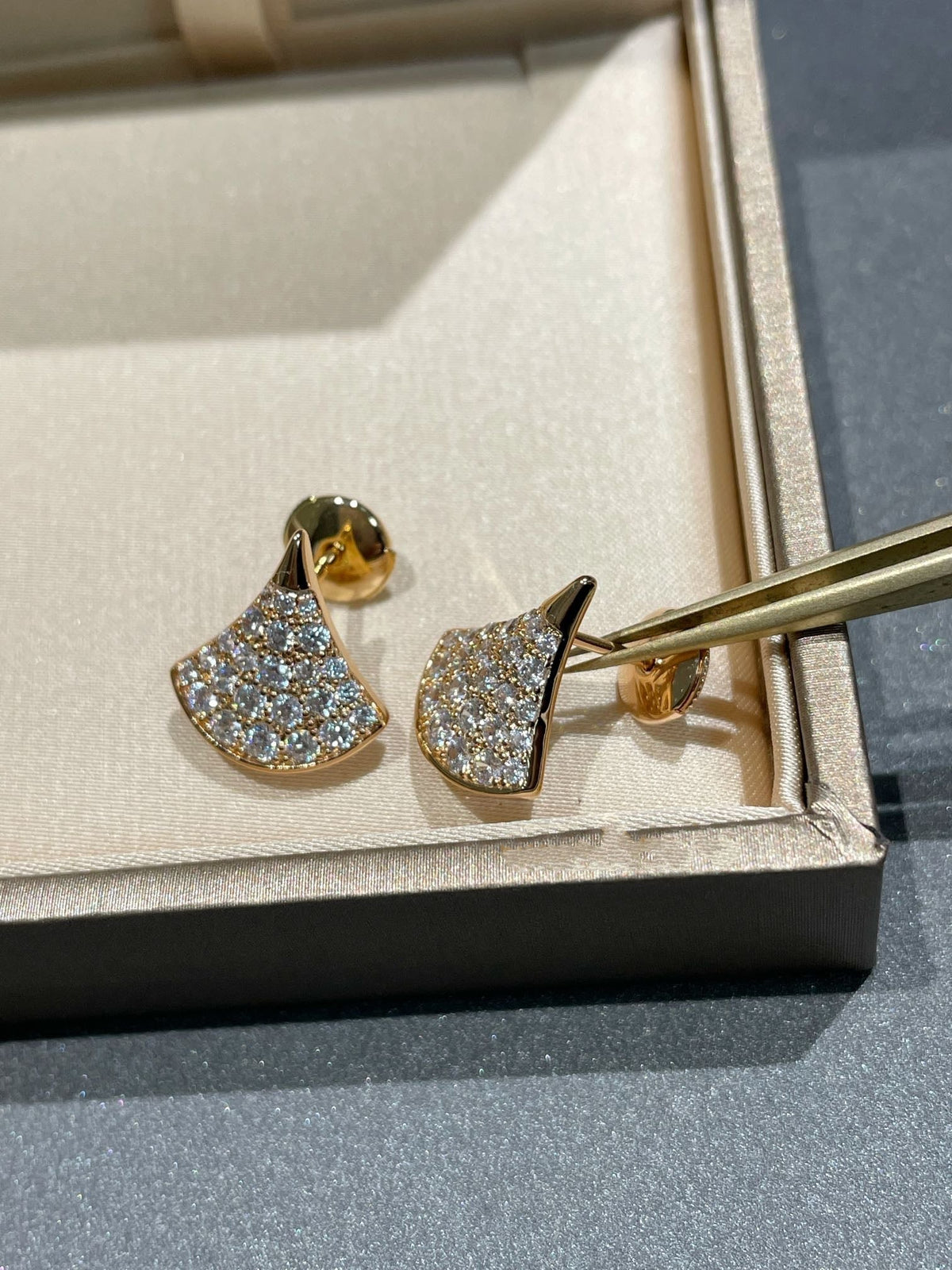[⭐Corinne]DREAM STUD EARRINGS DIAMOND