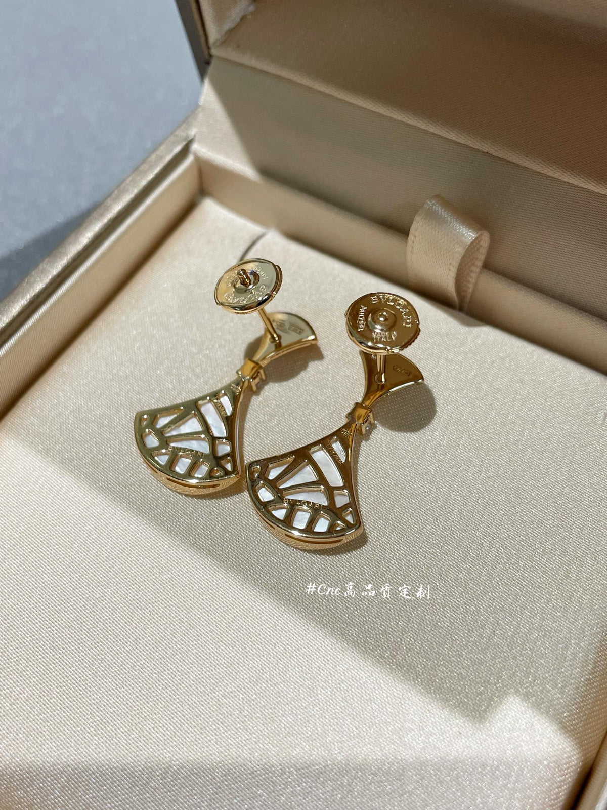 [⭐Corinne]DREAM MOP 1 DIAMOND EARRINGS