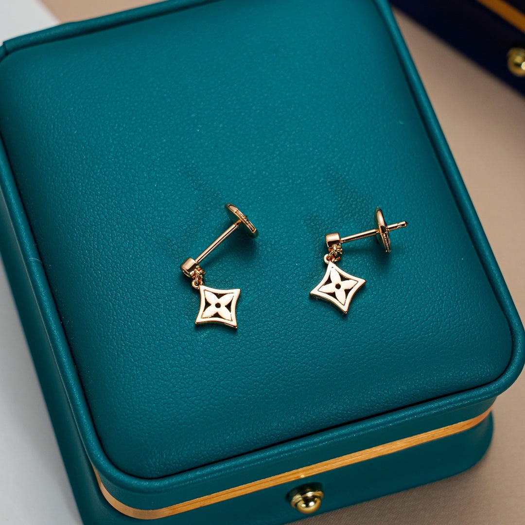 [⭐Corinne]STAR EARRINGS GOLD