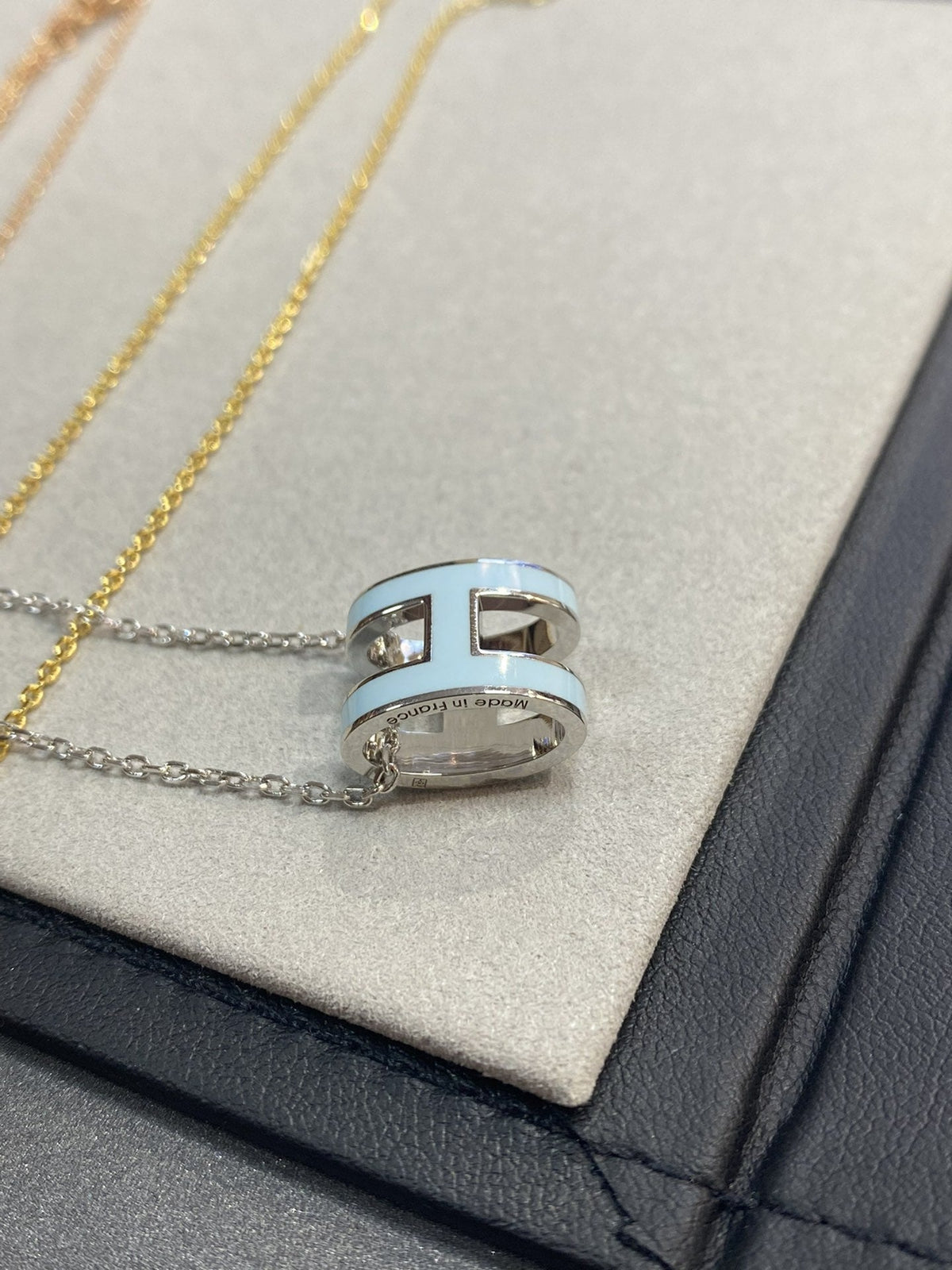 [⭐Corinne]POP H LIGHT BLUE NECKLACE