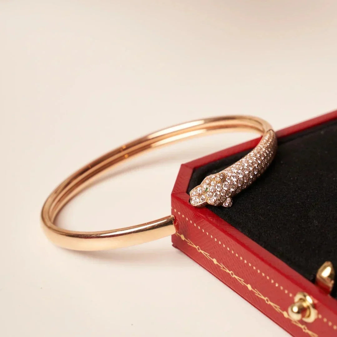 [⭐Corinne]PANTHERE HALF DIAMOND OPEN BRACELET