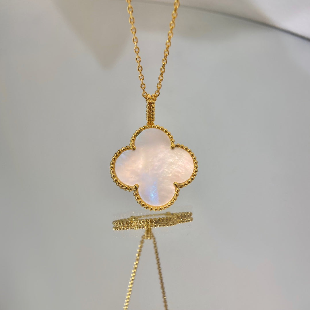 [⭐Corinne]CLOVER 25MM MOP LARGE PENDANT NECKLACE
