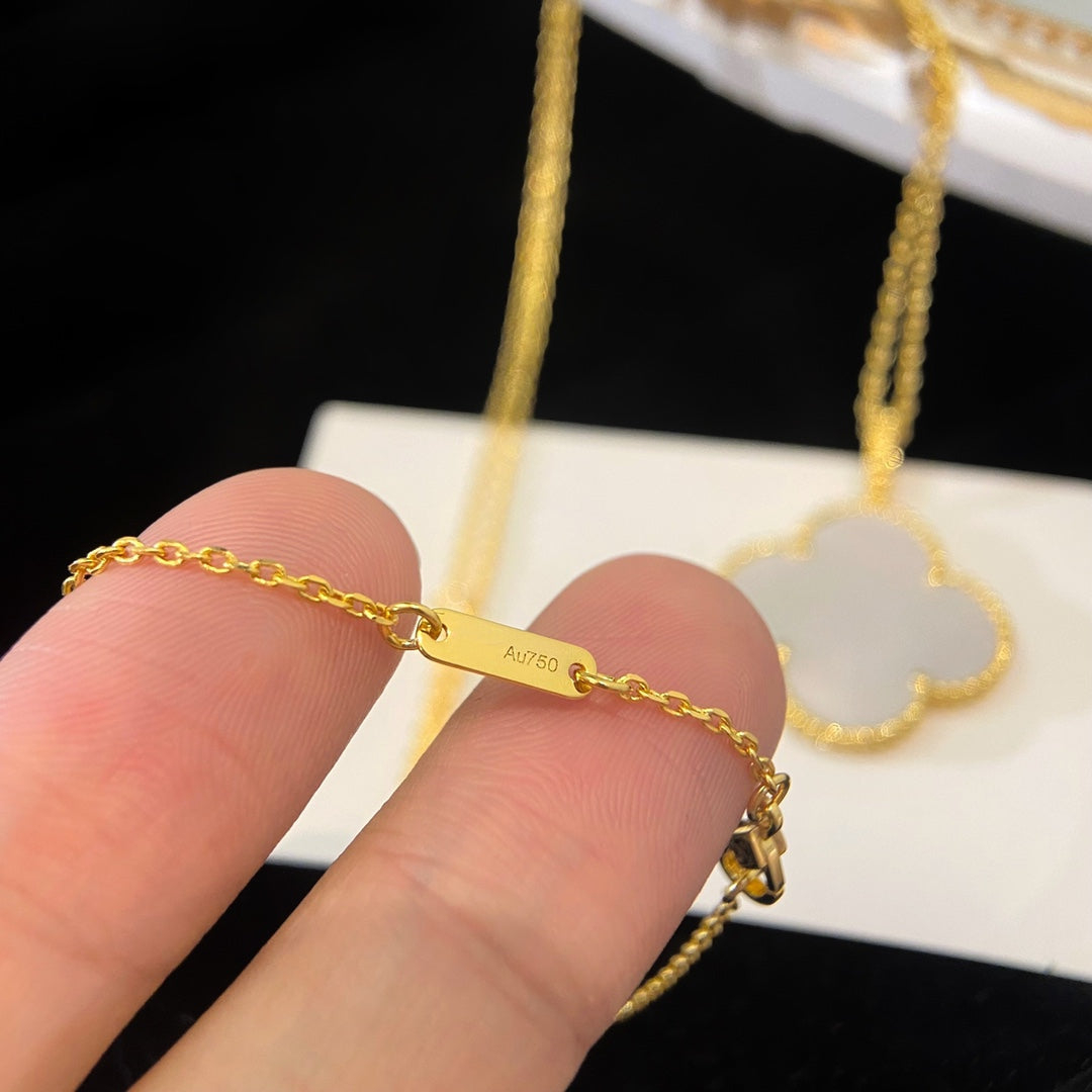 [⭐Corinne]CLOVER 25MM MOP LARGE PENDANT NECKLACE
