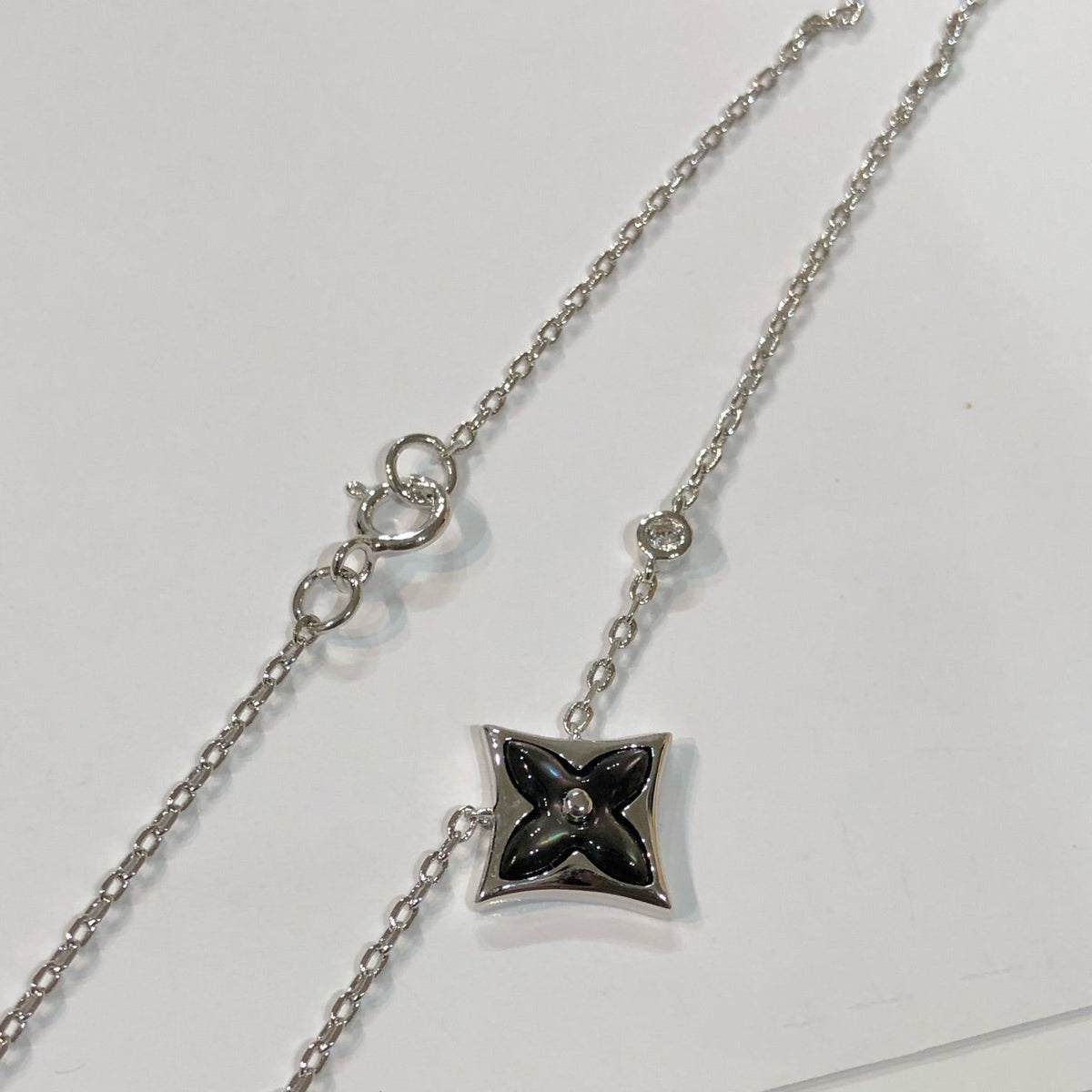[⭐Corinne]STAR BLACK MOP NECKLACE
