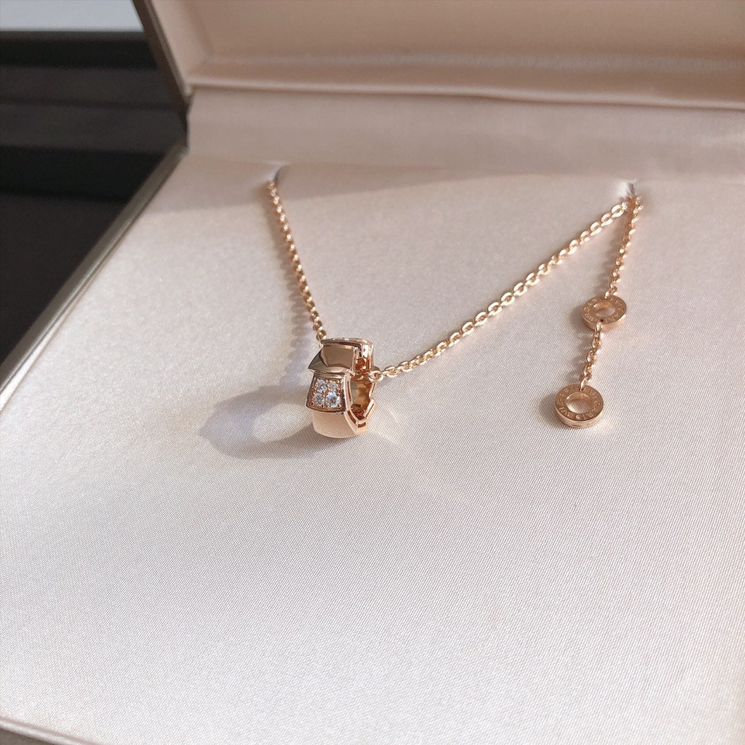 [⭐Corinne]SERPENTI PEDANT DIAMOND PINK GOLD NECKLACE