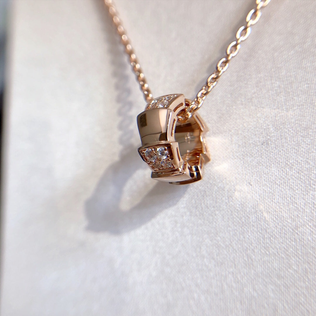 [⭐Corinne]SERPENTI PEDANT DIAMOND PINK GOLD NECKLACE