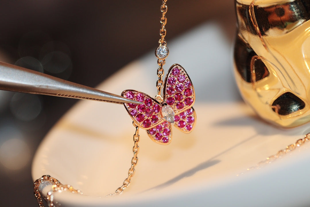 [⭐Corinne]BUTTERFLY RED DIAMOND ROSE GOLD NECKLACE