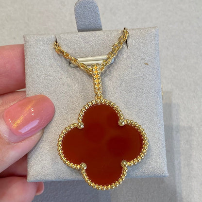 [⭐Corinne]CLOVER 25MM NECKLACE GOLD CARNELIAN