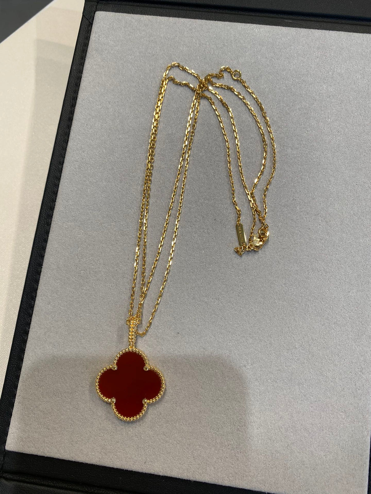 [⭐Corinne]CLOVER 25MM NECKLACE GOLD CARNELIAN